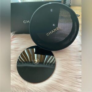 CHANEL MAKEUP BAG AND MIRROR